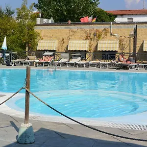 *** Campingplads Village Torre Pendente Italien