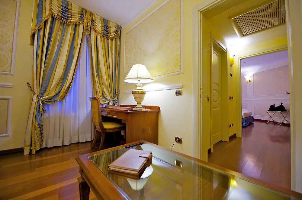 Grand Visconti Palace Milán Italia